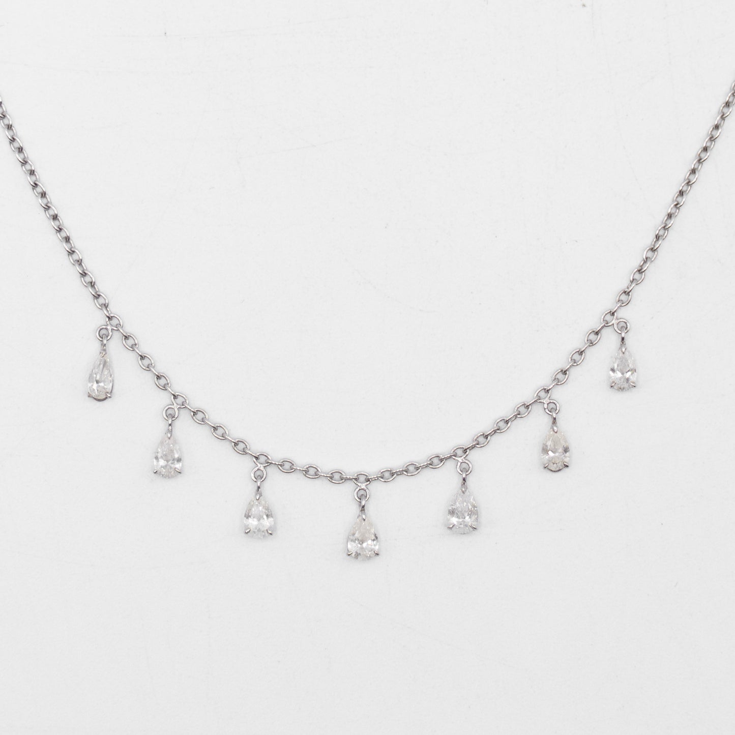 White Gold and Diamonds Necklace