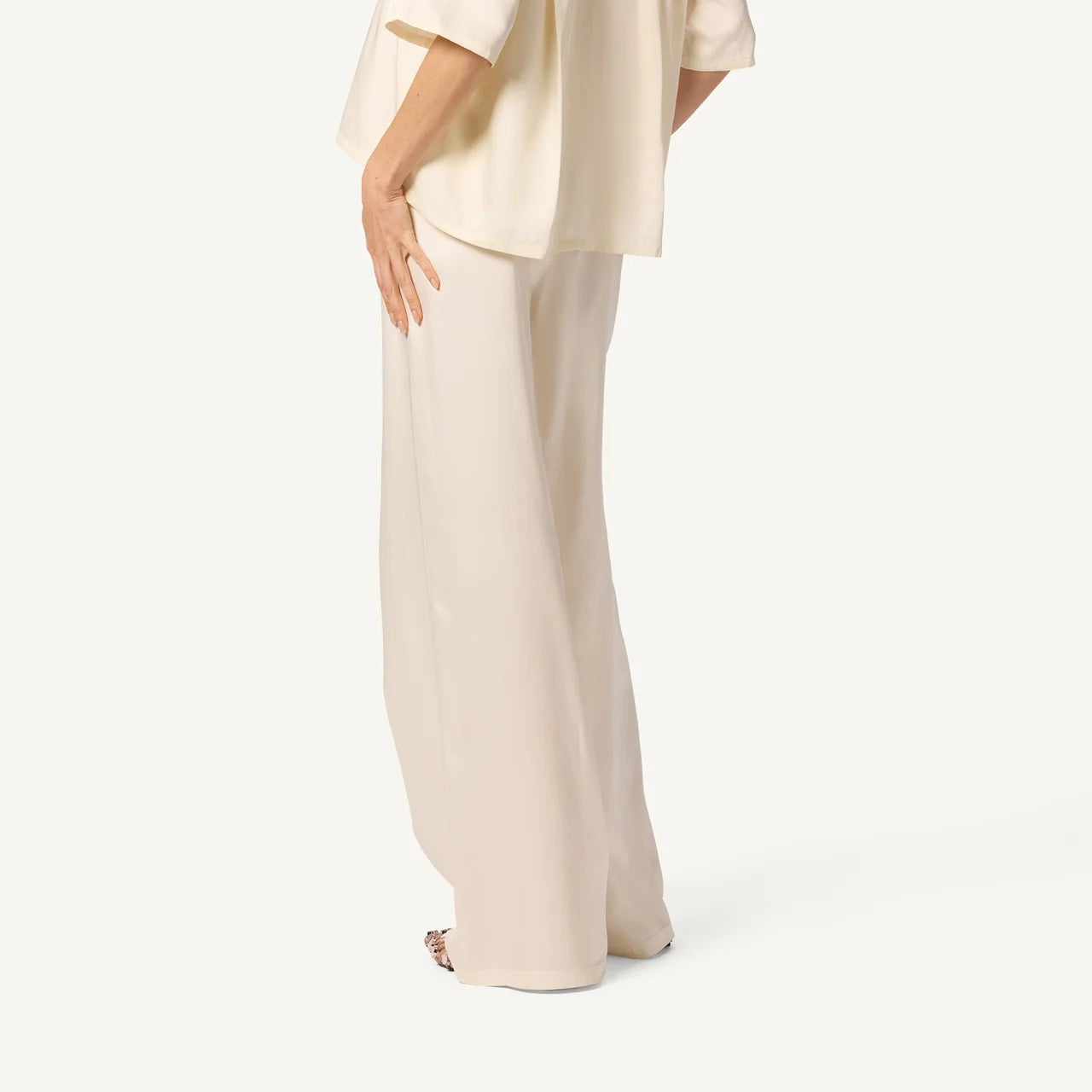 Adrianna Wide Leg Pants