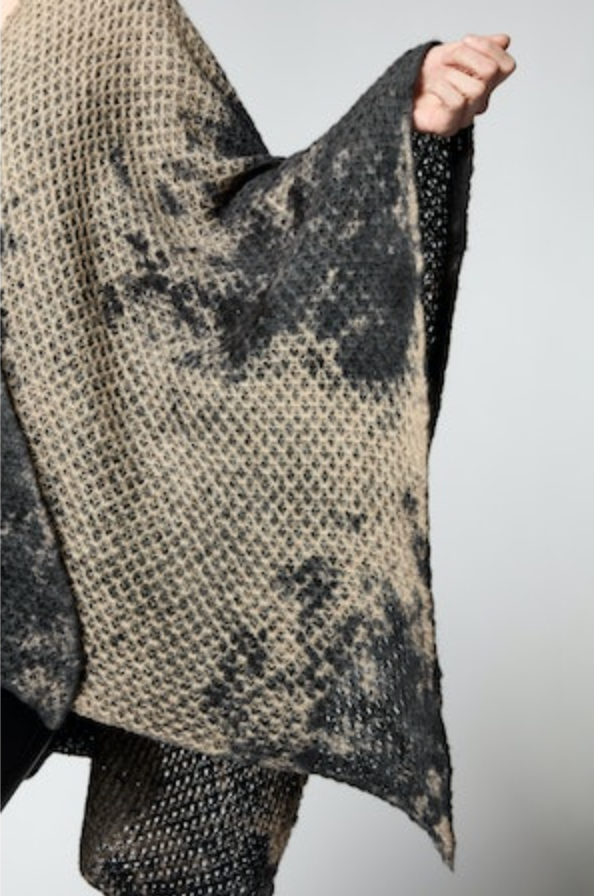 Avant Toi Knitted Poncho
