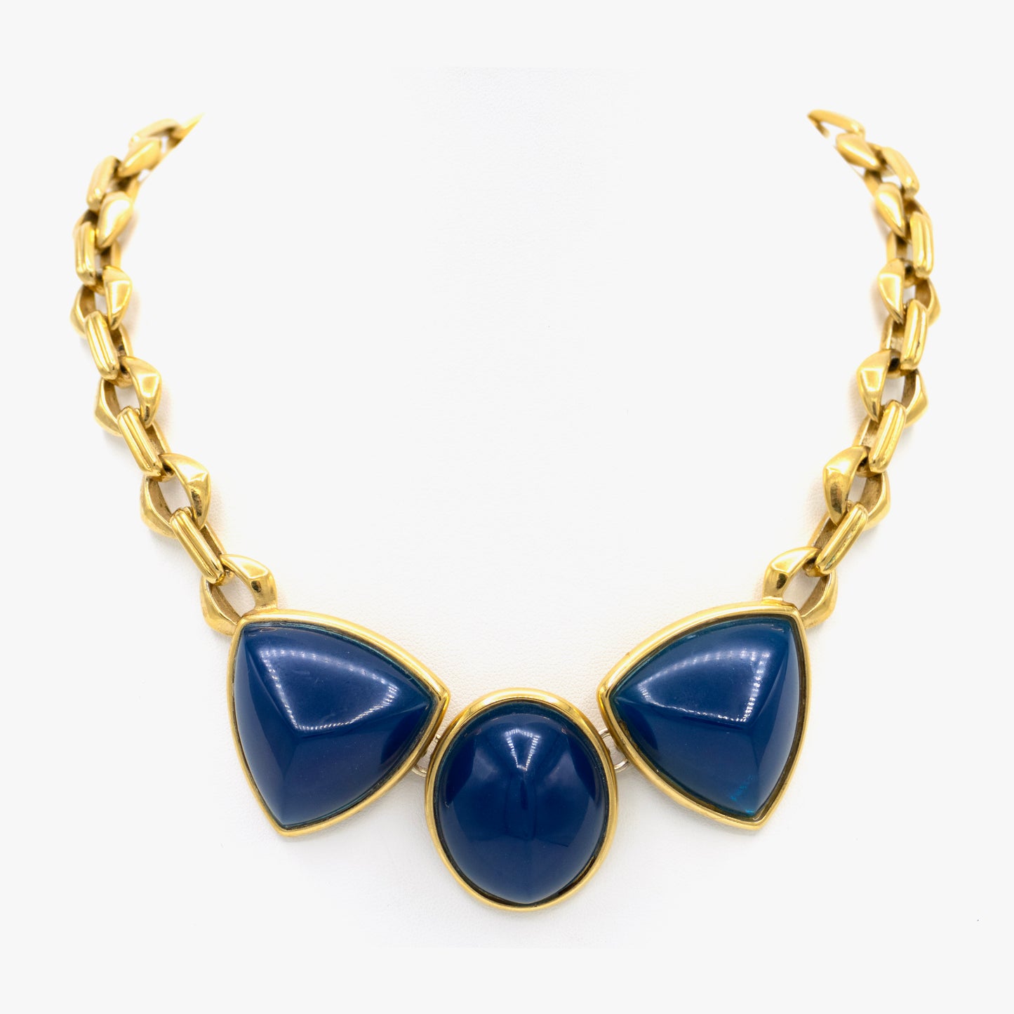 vintage chunky geometric and dimensional blue necklace from 1980's with gold tone chain