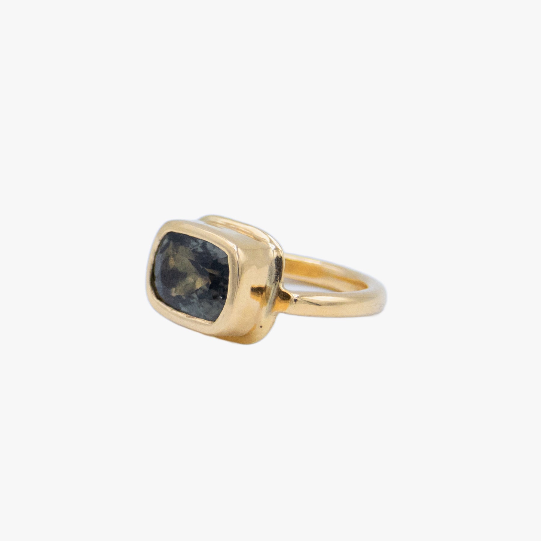 AM Studio Green Tourmaline Ring