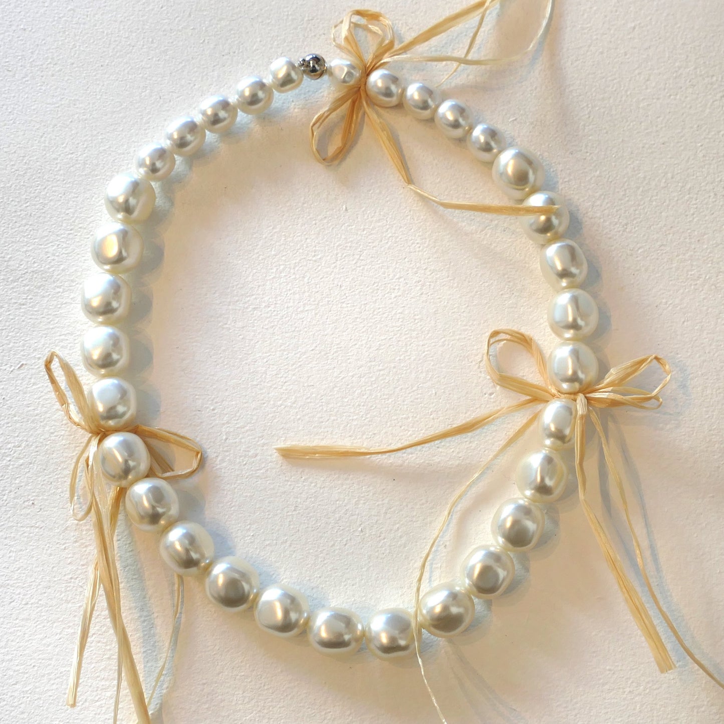 Simone Rocha Pearl Necklace With Raffia