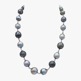 Tahitian pearl necklace