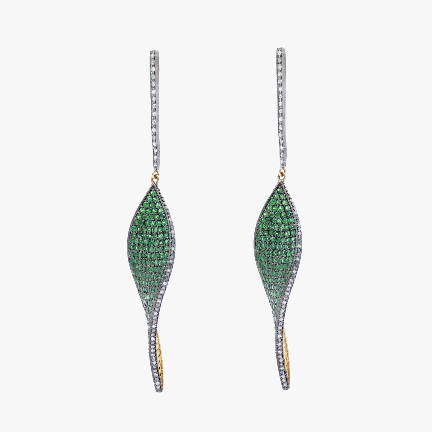 Tsavorite and Diamonds Earrings