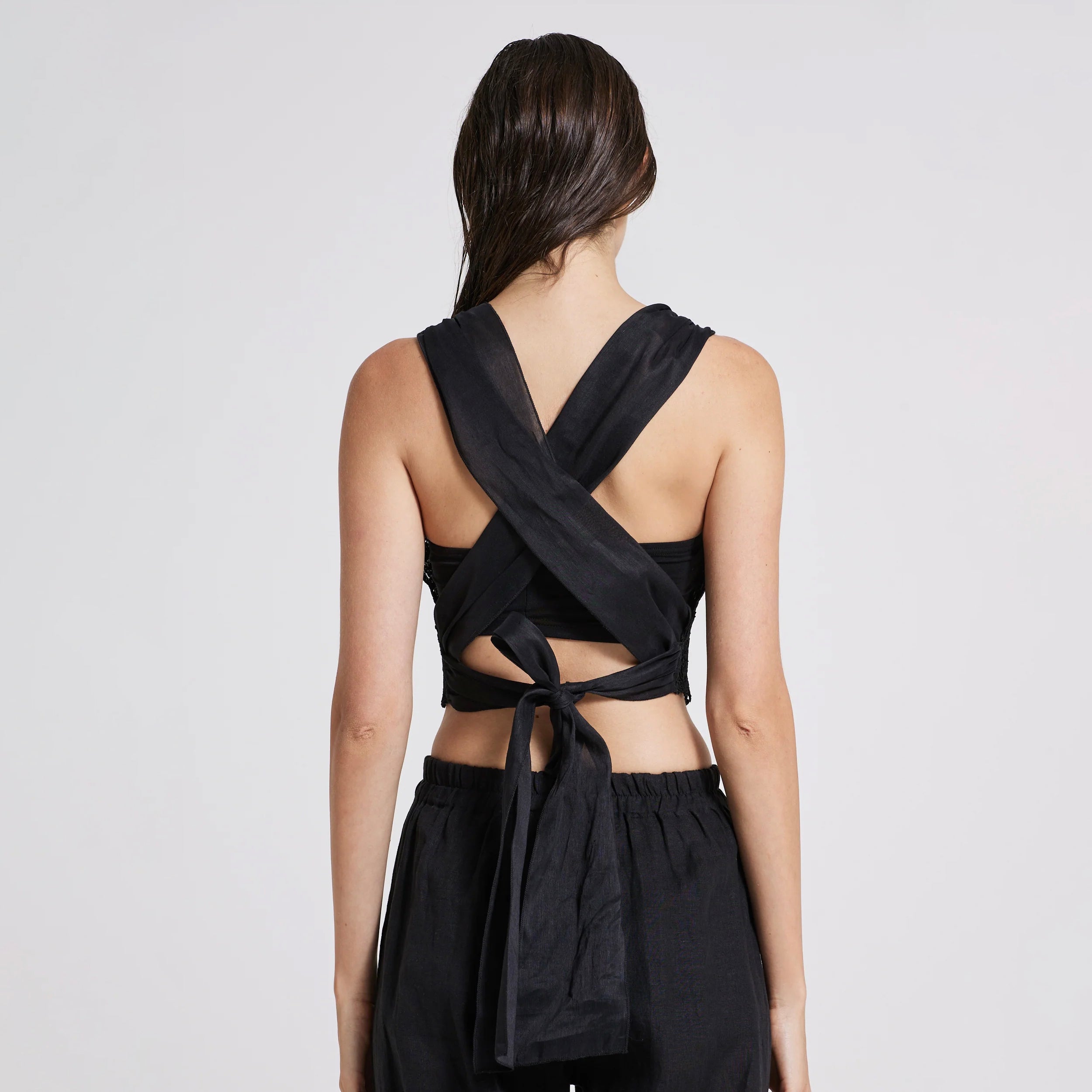 Maurizio Linen Lace Top in Black | FETNEH BLAKE CONCEPT
